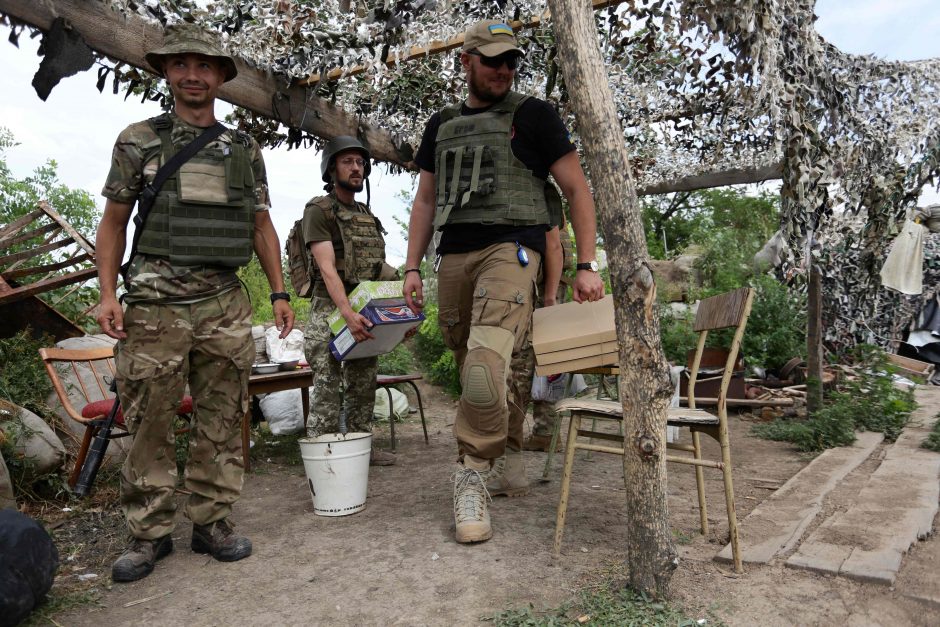 Pica fronto linijoje: Ukrainos veteranai maitina kariškius karštuosiuose taškuose