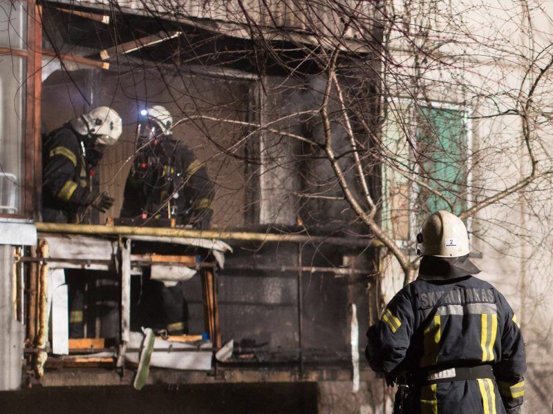 Panevėžio rajone sprogo kieto kuro katilas: išgriuvo siena, šeima liko be namų
