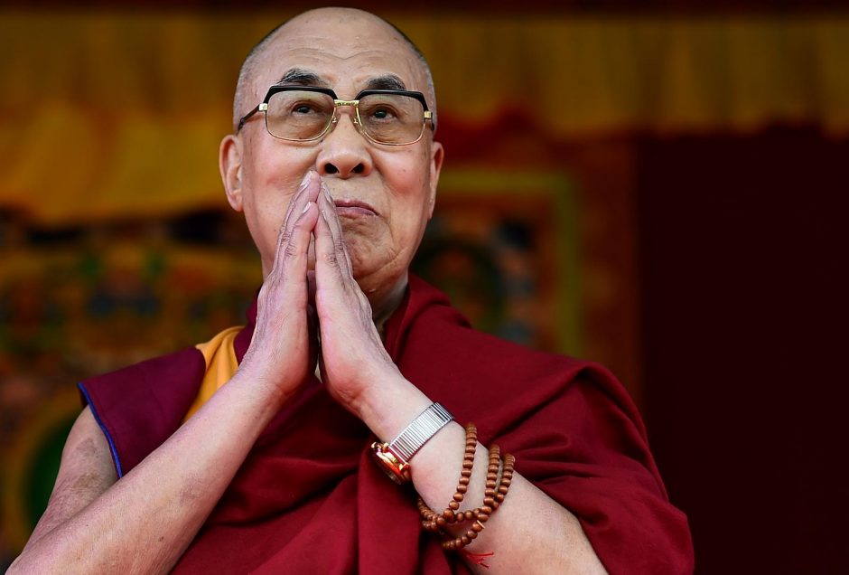 80-metį minintis Dalai Lama: daugelį ligų galima išgydyti atjauta ir meile