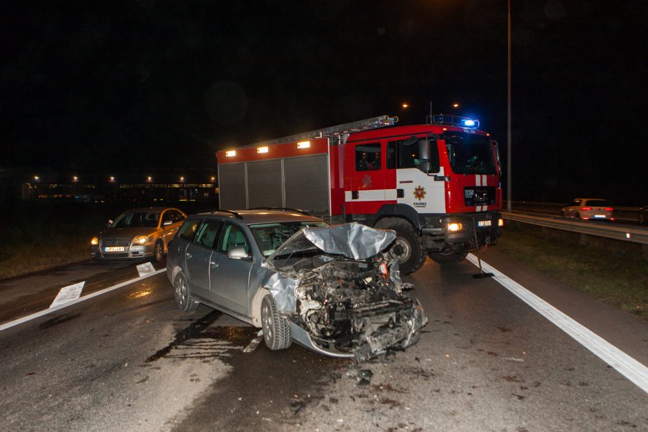 Užkeikta diena magistralėje: panašiu metu – keturios eismo nelaimės