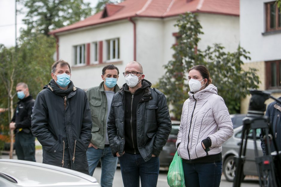 Žaliakalnyje toliau įžūliai naikinamas paveldo namas