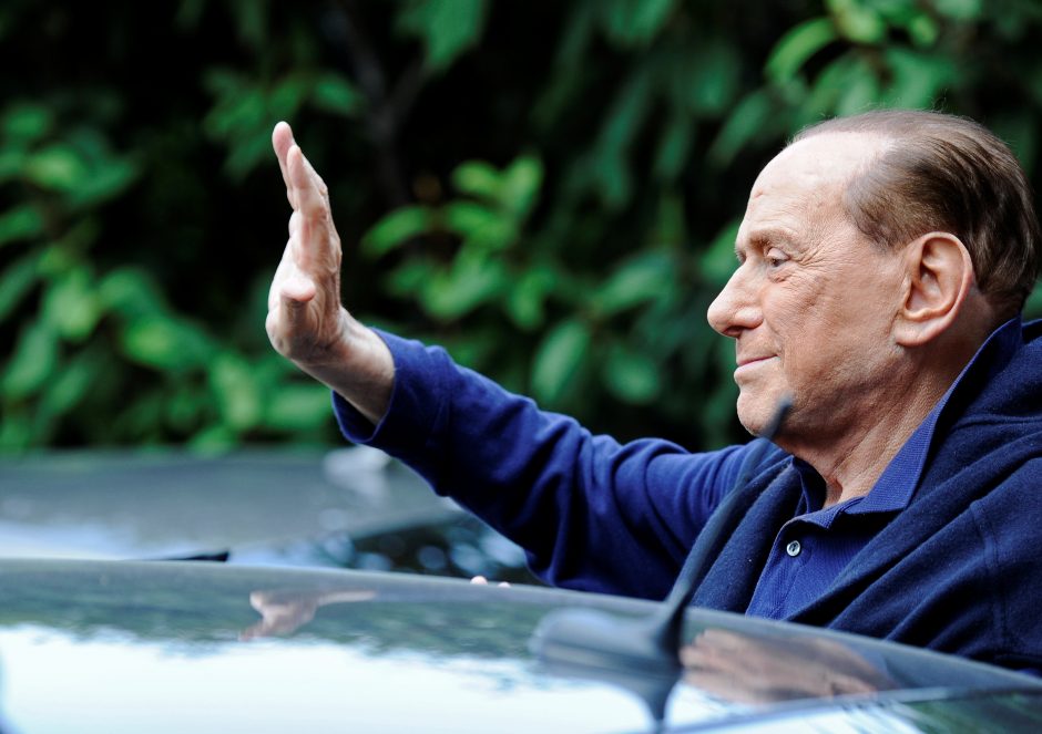 80-ąjį gimtadienį S. Berlusconi švenčia su 30-mete drauge