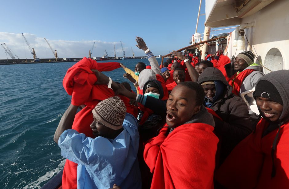 Viduržemio jūroje išgelbėta per 500 migrantų, rasti du žuvusieji
