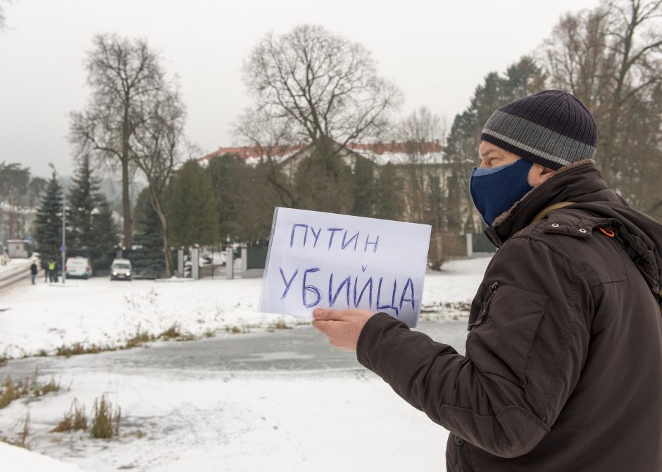 Po A. Navalno sulaikymo – piketas prie Rusijos ambasados Vilniuje