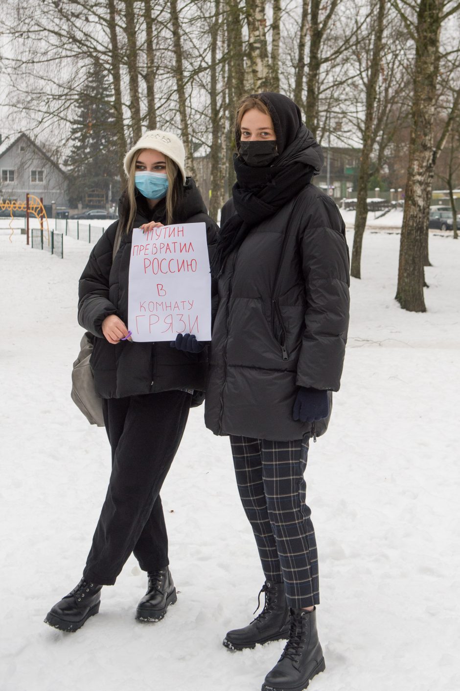 Po A. Navalno sulaikymo – piketas prie Rusijos ambasados Vilniuje 