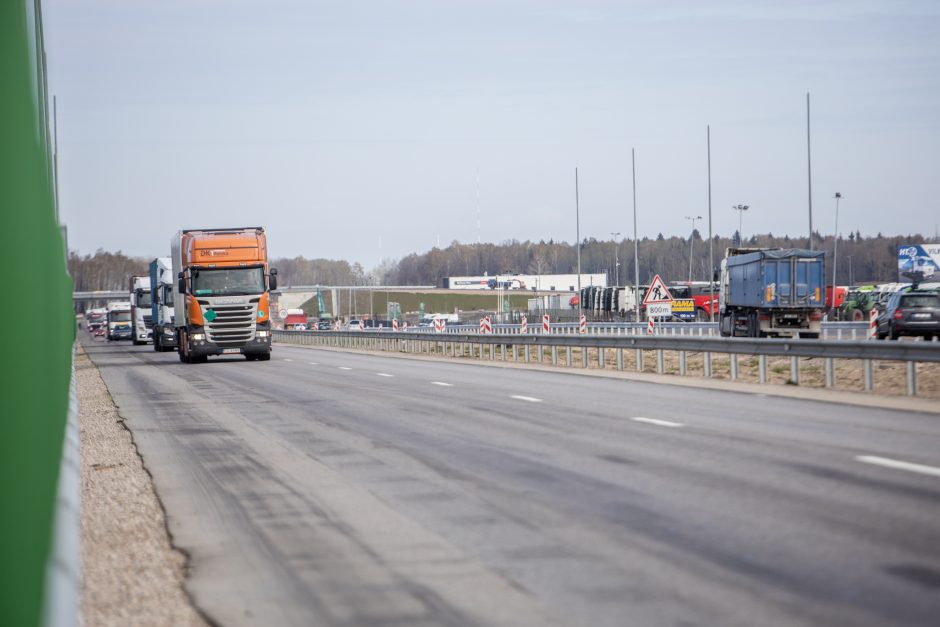 Jokio eismo saugumo: iš Giraitės – tiesiai į magistralę