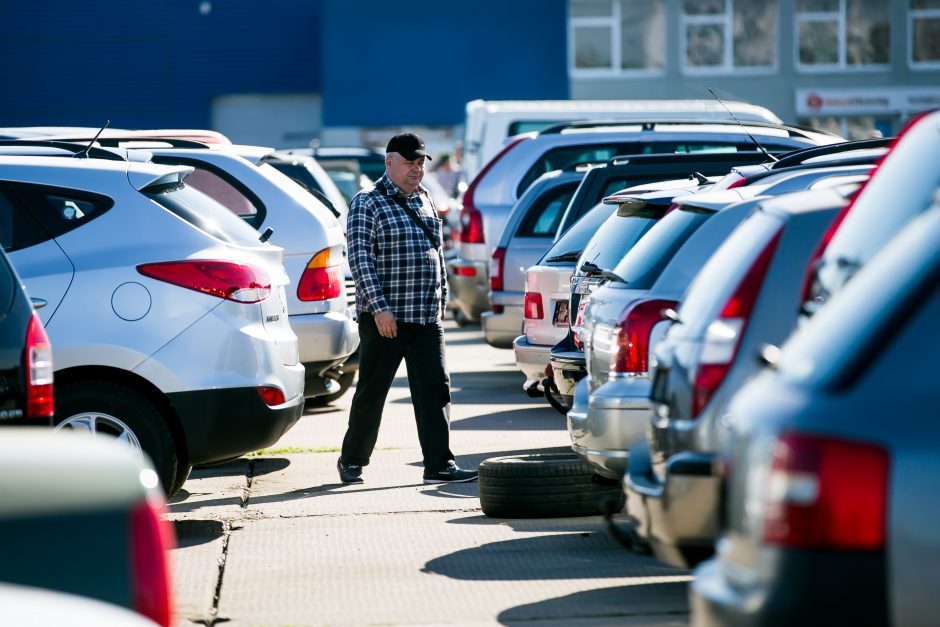 Lietuvoje – automobilių pirkimo vajus: naudotų rinkoje karaliauja BMW