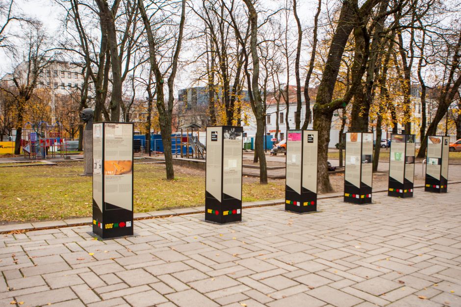 Vandalams užkliuvo šimtmečiui skirta paroda – nuniokojo stendą