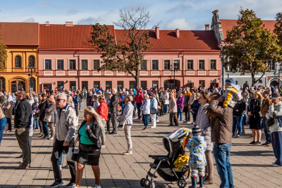 Šventasis Tėvas Kauno rotušės aikštėje