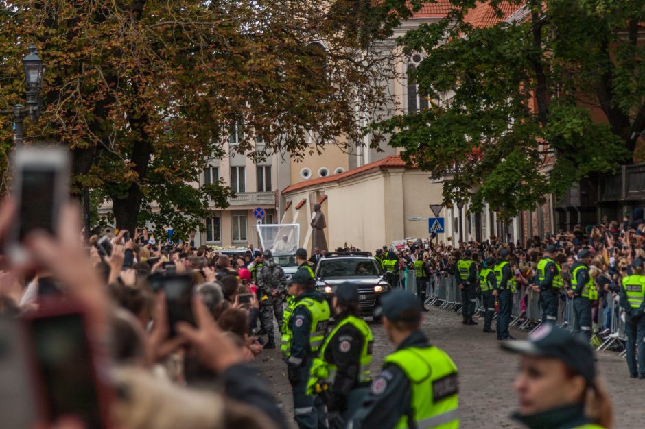 Šventasis Tėvas Kauno rotušės aikštėje