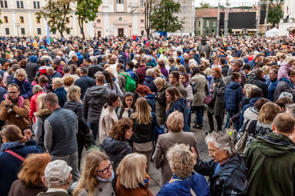 Šventasis Tėvas Kauno rotušės aikštėje