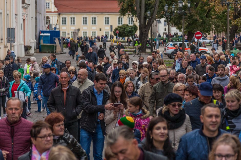 Šventasis Tėvas Kauno rotušės aikštėje