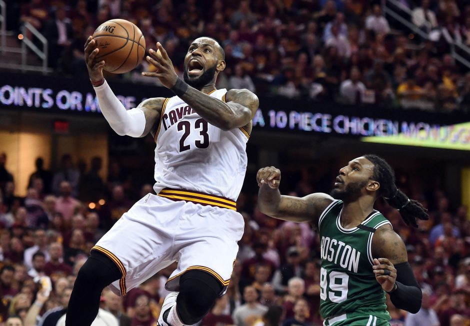 Po trečiosios pergalės „Cavaliers“ liko tik žingsnis iki NBA finalo