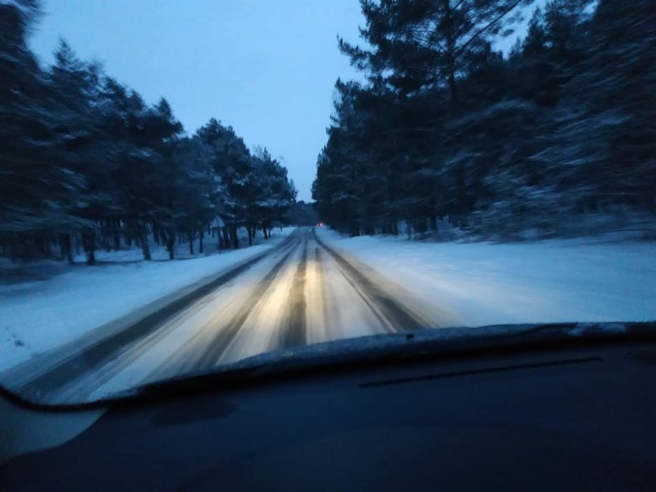 Gyventojai širsta: kelininkai pamiršo Neringą?