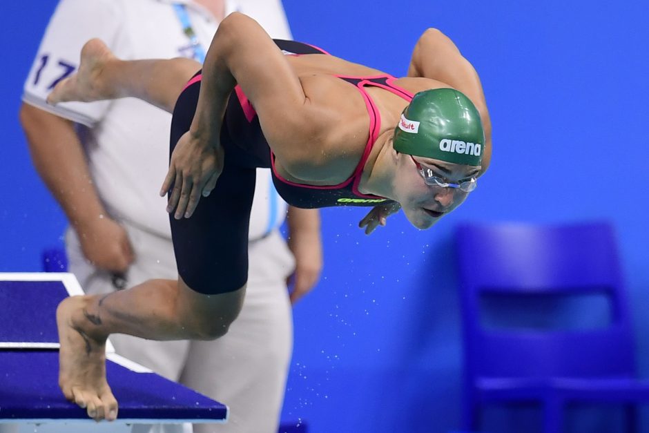 R. Meilutytė sėkmingai startavo Europos čempionate trumpajame baseine