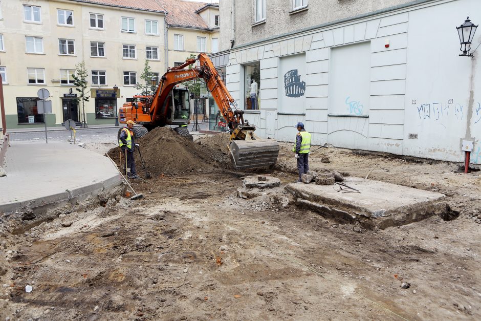 Į Daržų gatvę grįš automobiliai