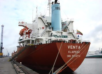 „Lietuvos jūrų laivininkystė“ atleidžia beveik 200 darbuotojų
