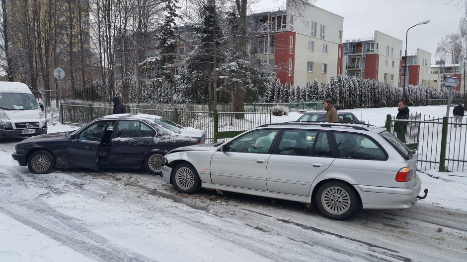 Kauniečio istorija: sumokėjo už draudimą, bet liko be automobilio ir pinigų