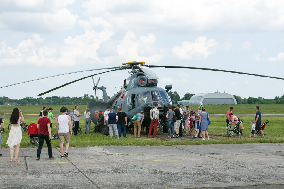 Aviacijos šventė subūrė šeimas