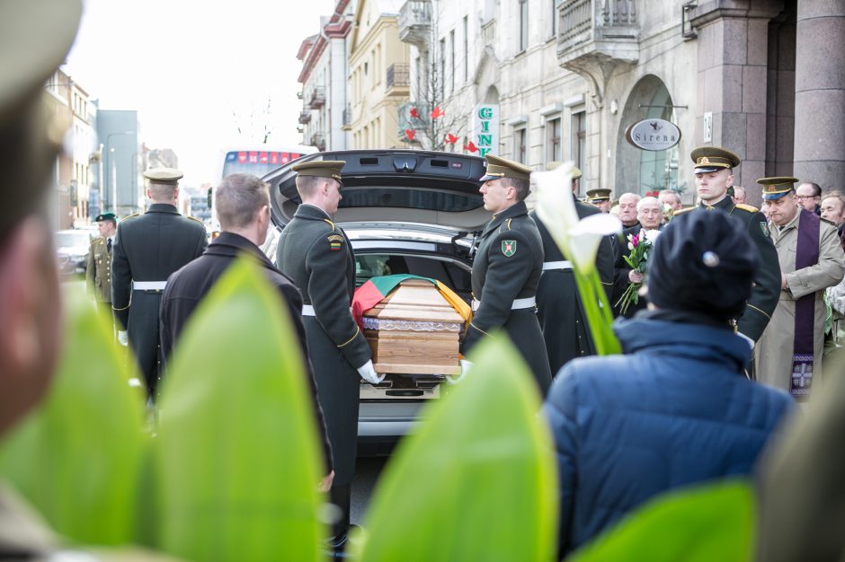 Į paskutinę kelionę išlydėtas partizanas V. Balsys-Uosis