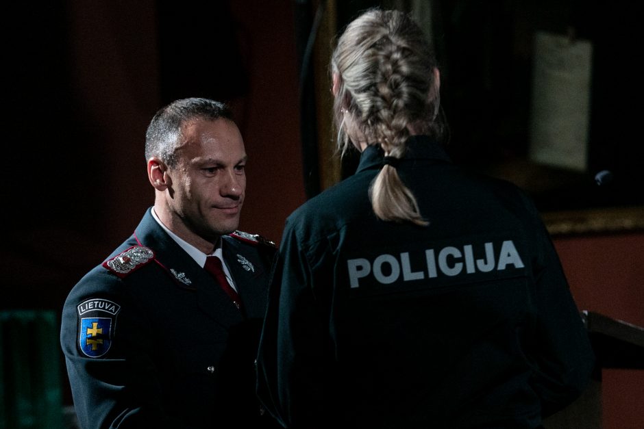 Prezidentas pasveikino policijos pareigūnus Angelų sargų dienos proga