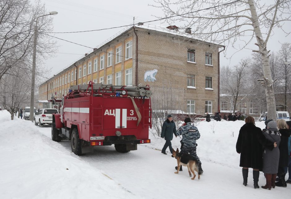 Rusijoje per konfliktą mokykloje peiliais sužeisti 15 žmonių