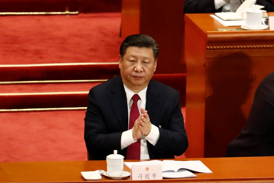 Kinijos prezidentas turės galimybę valdyti šalį visą gyvenimą