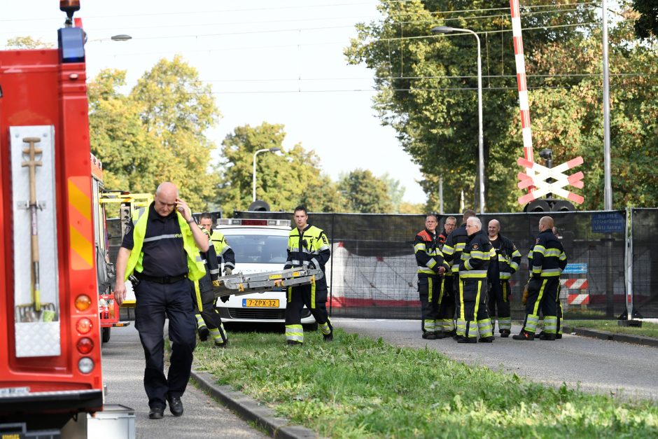 Nyderlanduose susidūrus traukiniui ir dviračiui žuvo keturi vaikai