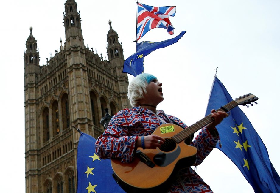 Vilniaus taryba kreipiasi į Jungtinę Karalystę dėl nuosaikesnio „Brexit“