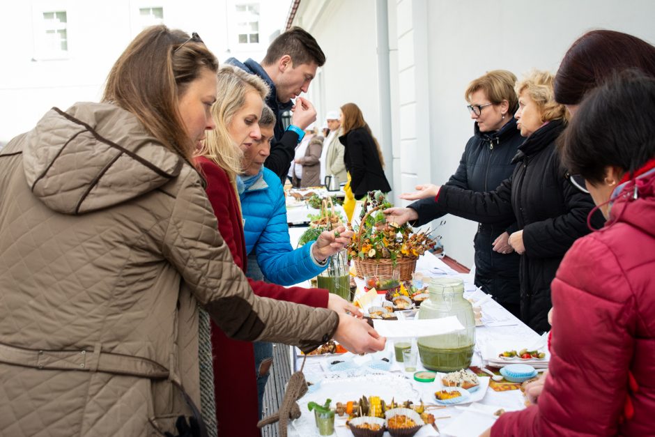 Sveiko maisto šventė: iškyla neapsiriboja tik šašlykais ir traškučiais