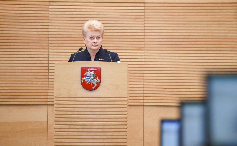 D. Grybauskaitė „nusidegino pirštus“: ką iš tiesų reiškia šie žodžiai?