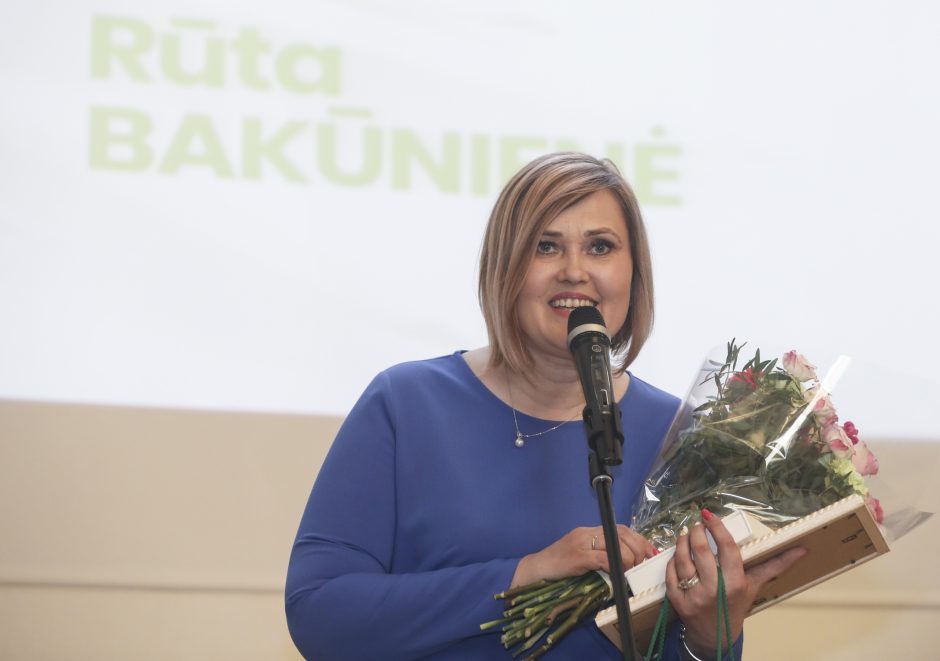 Švietimo ministerijoje įteiktos Metų mokytojo premijos