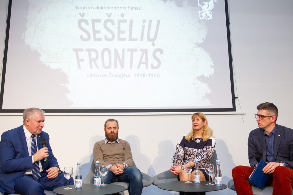 Istorinio dokumentinio filmo „Šešėlių frontas“ premjera