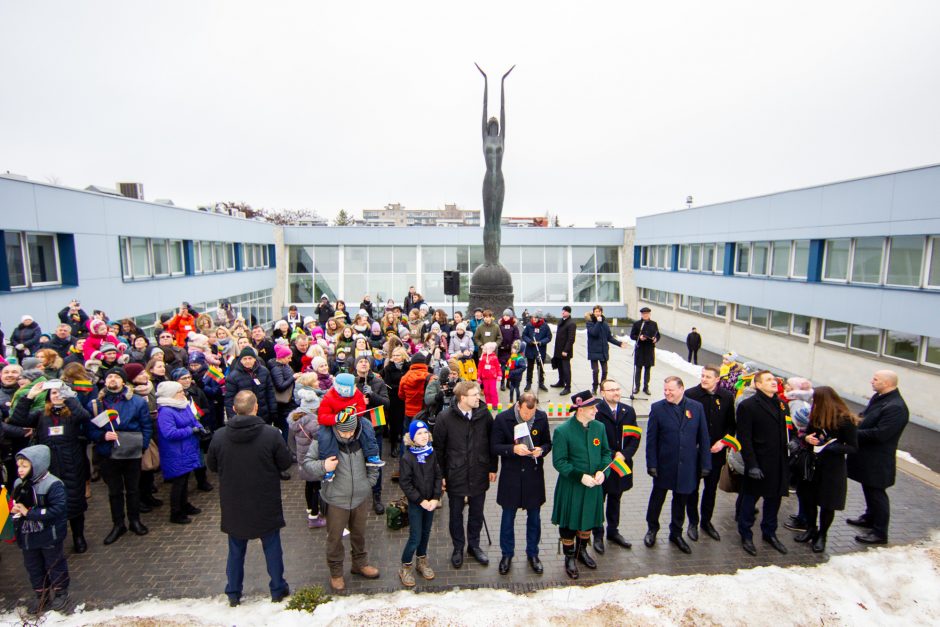 Pasipuošęs Vilnius švenčia 101-uosius Nepriklausomybės atkūrimo metus