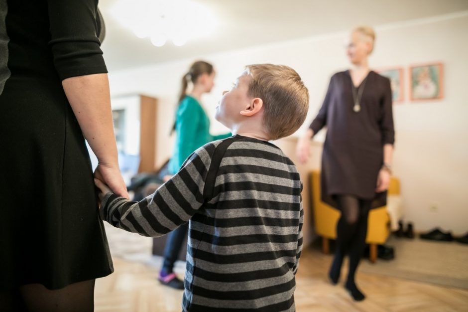 Vilniuje nebeliks internatų – be tėvų globos likę vaikai gyvena šeimynose