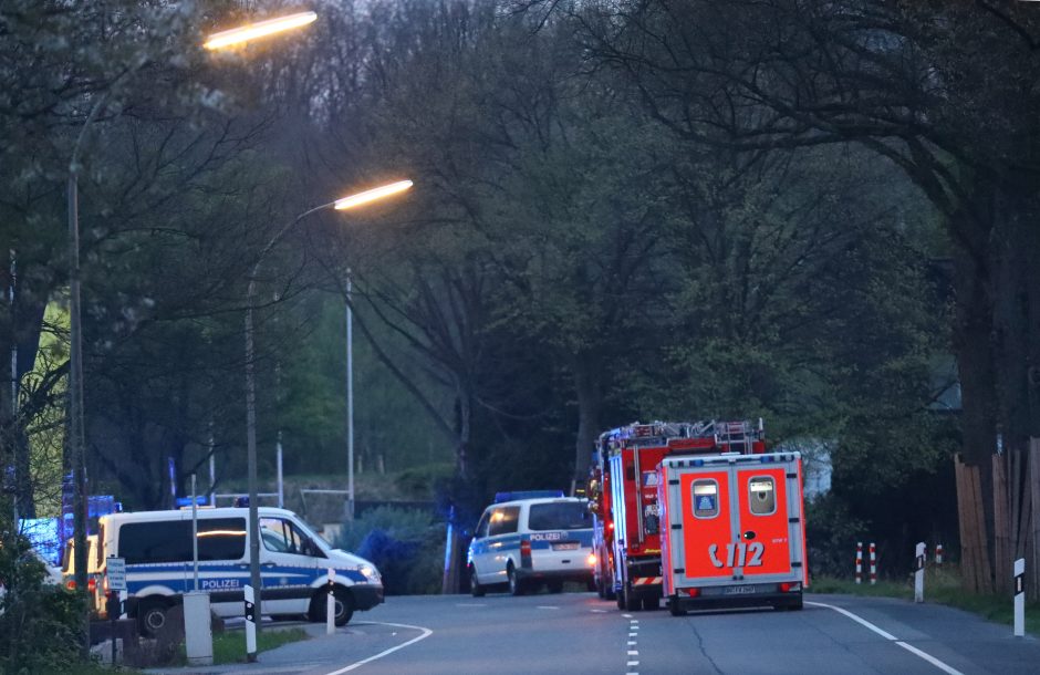 Tiriama sprogdinimų prie „Borussia“ autobuso „islamistinė gija“