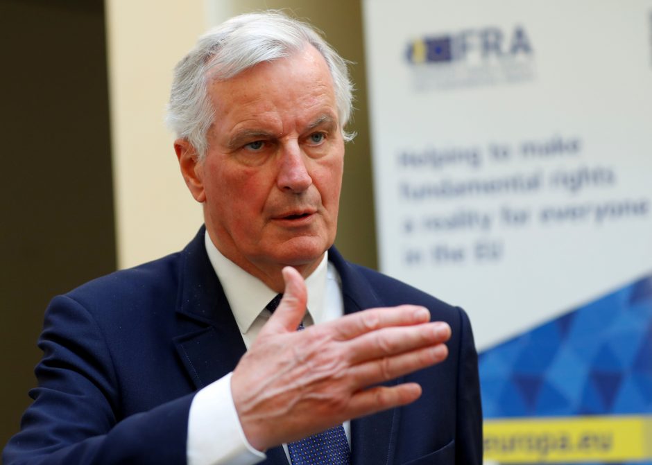 M. Barnier sutiktų neilgam pratęsti „Brexit“ derybas