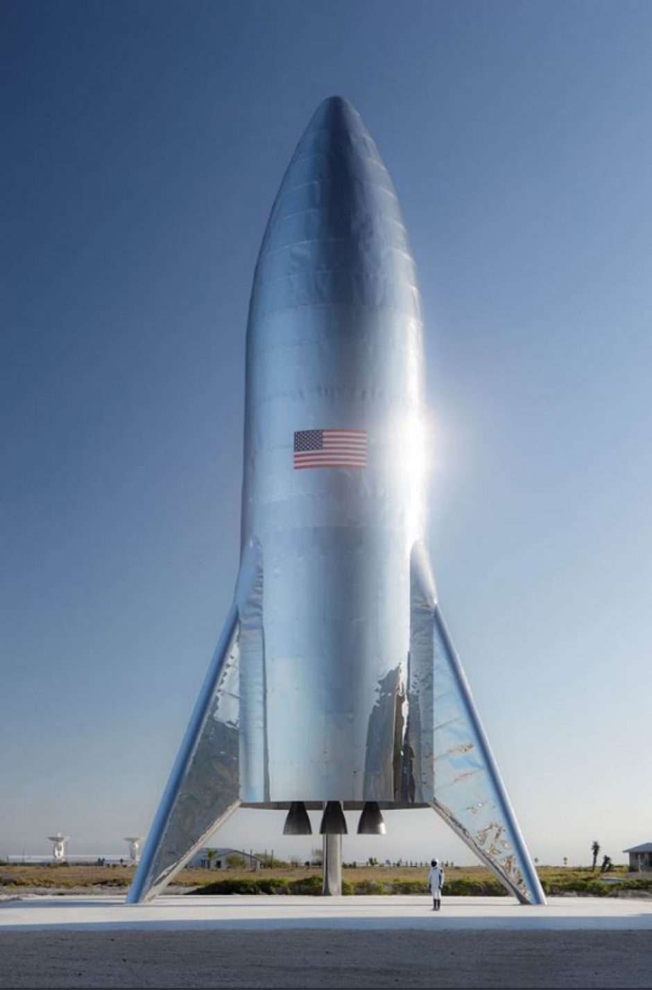 E. Muskas pademonstravo Marso raketos „Starship“ prototipą