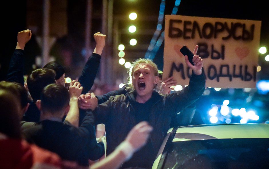 Baltarusijoje tęsiasi protesto akcijos, kol kas smurto neužfiksuota