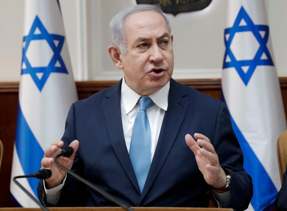 Izraelis tikisi, kad Lenkija pakeis savo prieštaringai vertinamą įstatymą