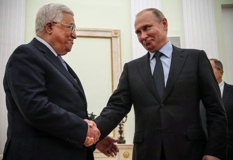 V. Putinas susitiko su palestiniečių lyderiu M. Abbasu