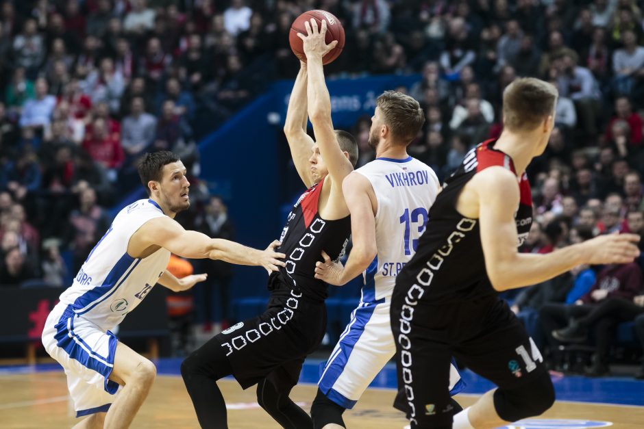 „Lietuvos ryto“ krepšininkai po dramatiškos kovos pralaimėjo „Zenit“ ekipai