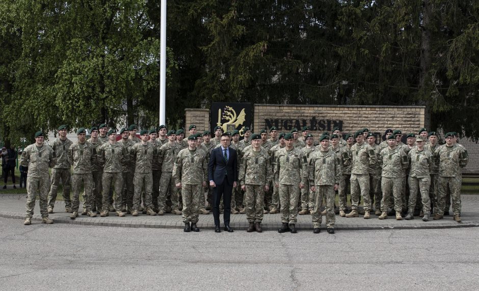 Klaipėdoje į tarptautines misijas išlydėta 40 Lietuvos karių