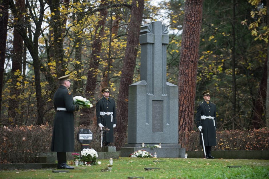 Visoje Lietuvoje pagerbtas žuvusių laisvės gynėjų atminimas