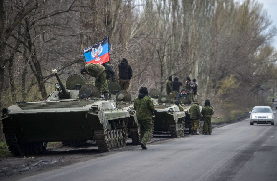 Ukrainos separatistai išsiuntė Tarptautinio gelbėjimo komiteto darbuotojus iš Donecko