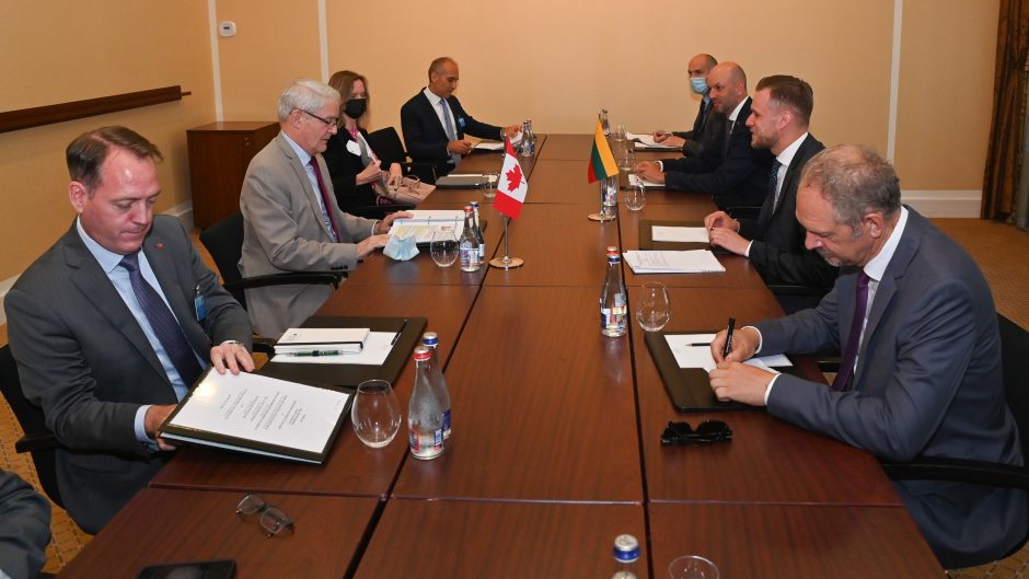 Lietuvos ir Kanados ministrai aptarė dvišalius santykius ir saugumo politikos klausimus