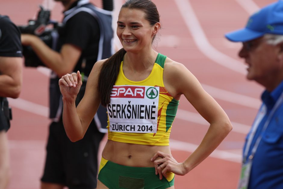 Bėgikė A. Šerkšnienė Šveicarijoje dar kartą pagerino Lietuvos rekordą