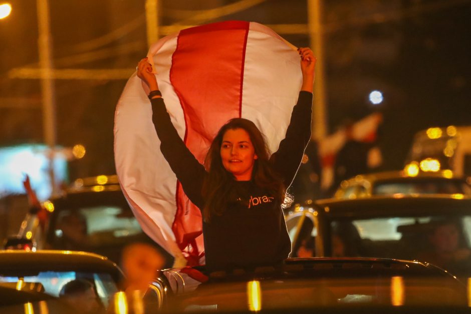 Baltarusijoje tęsiasi protesto akcijos, kol kas smurto neužfiksuota