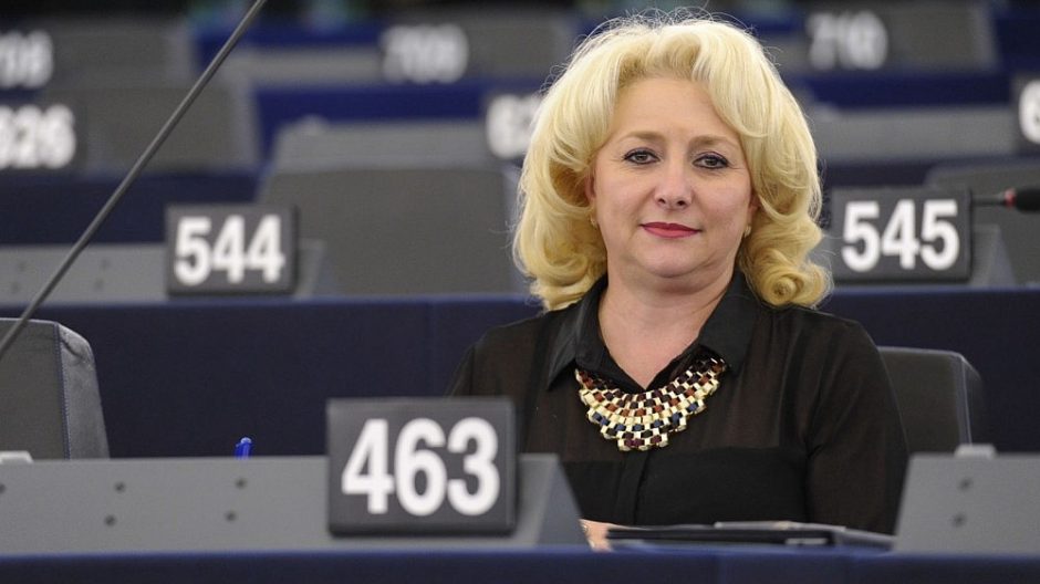 Rumunijos premjero poste pirmą kartą bus moteris – V. Dancila