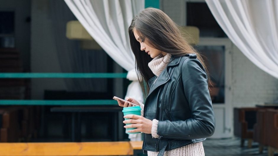 Trys žingsniai, padėsiantys atsikratyti priklausomybės nuo telefono 